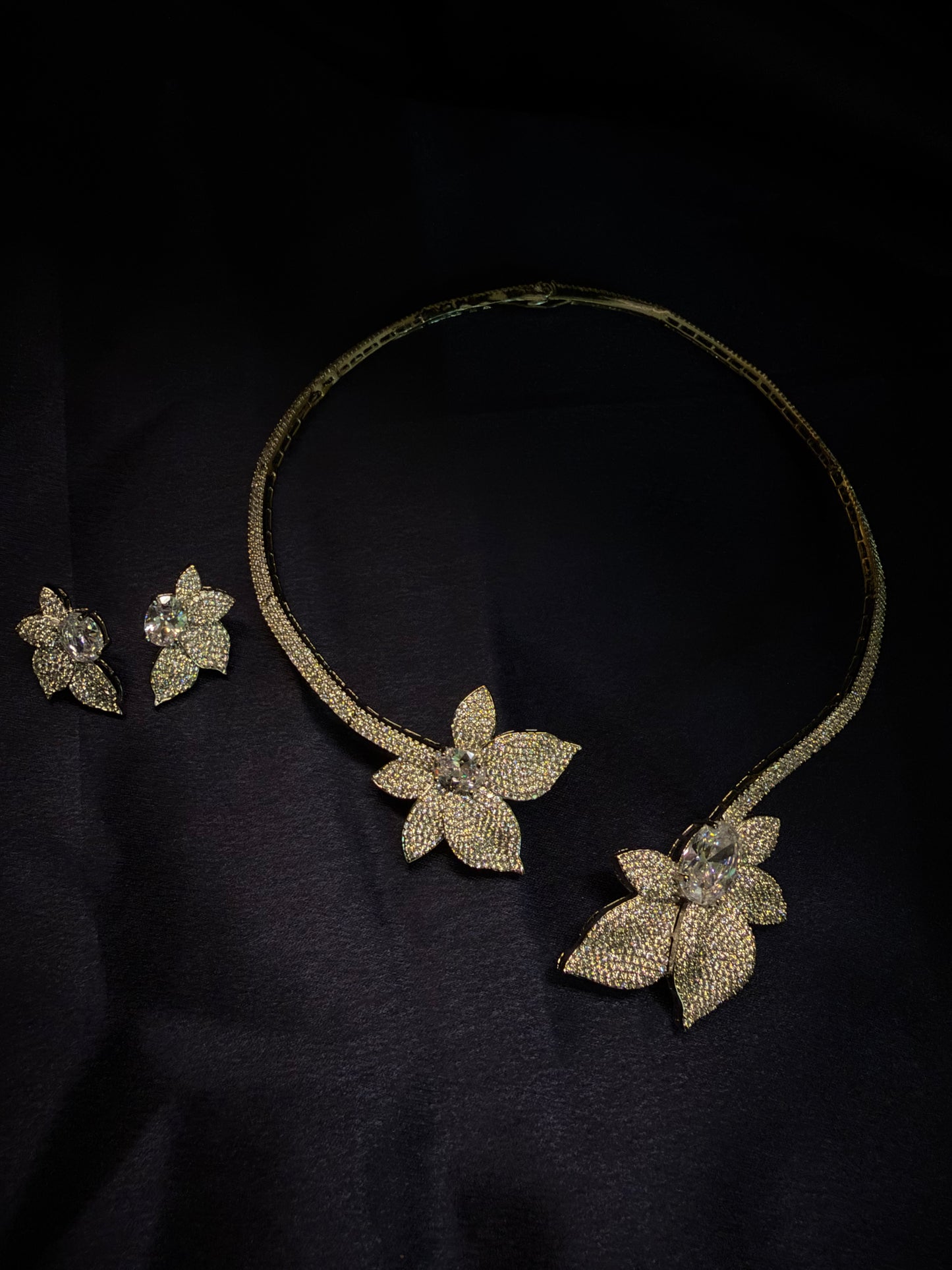 flora luxe necklace set