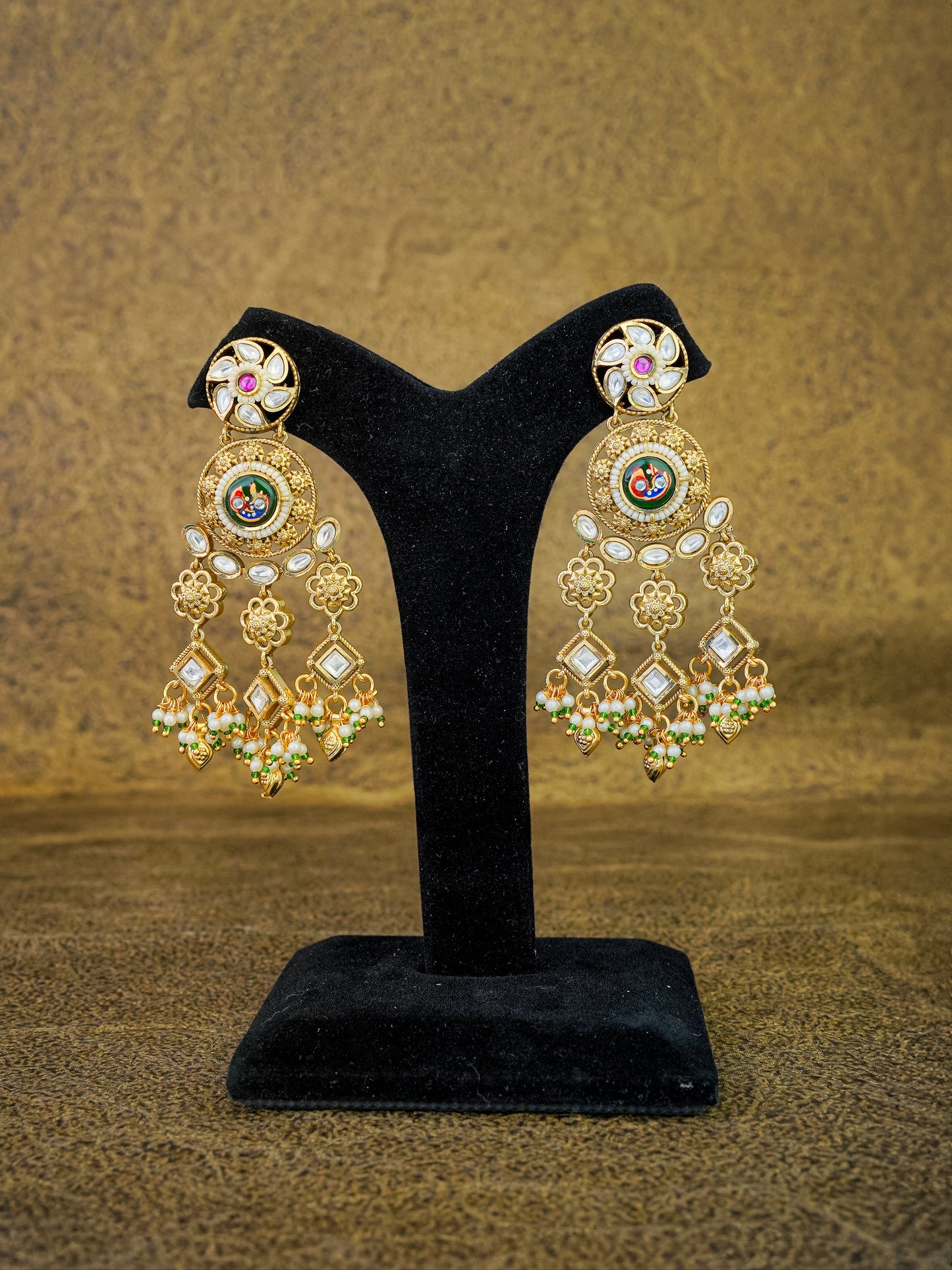 vaidika rangprabha necklace set