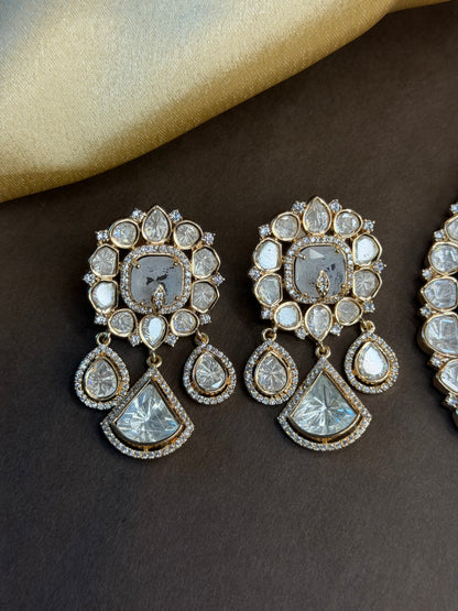 Aurelia Éclat Necklace Set