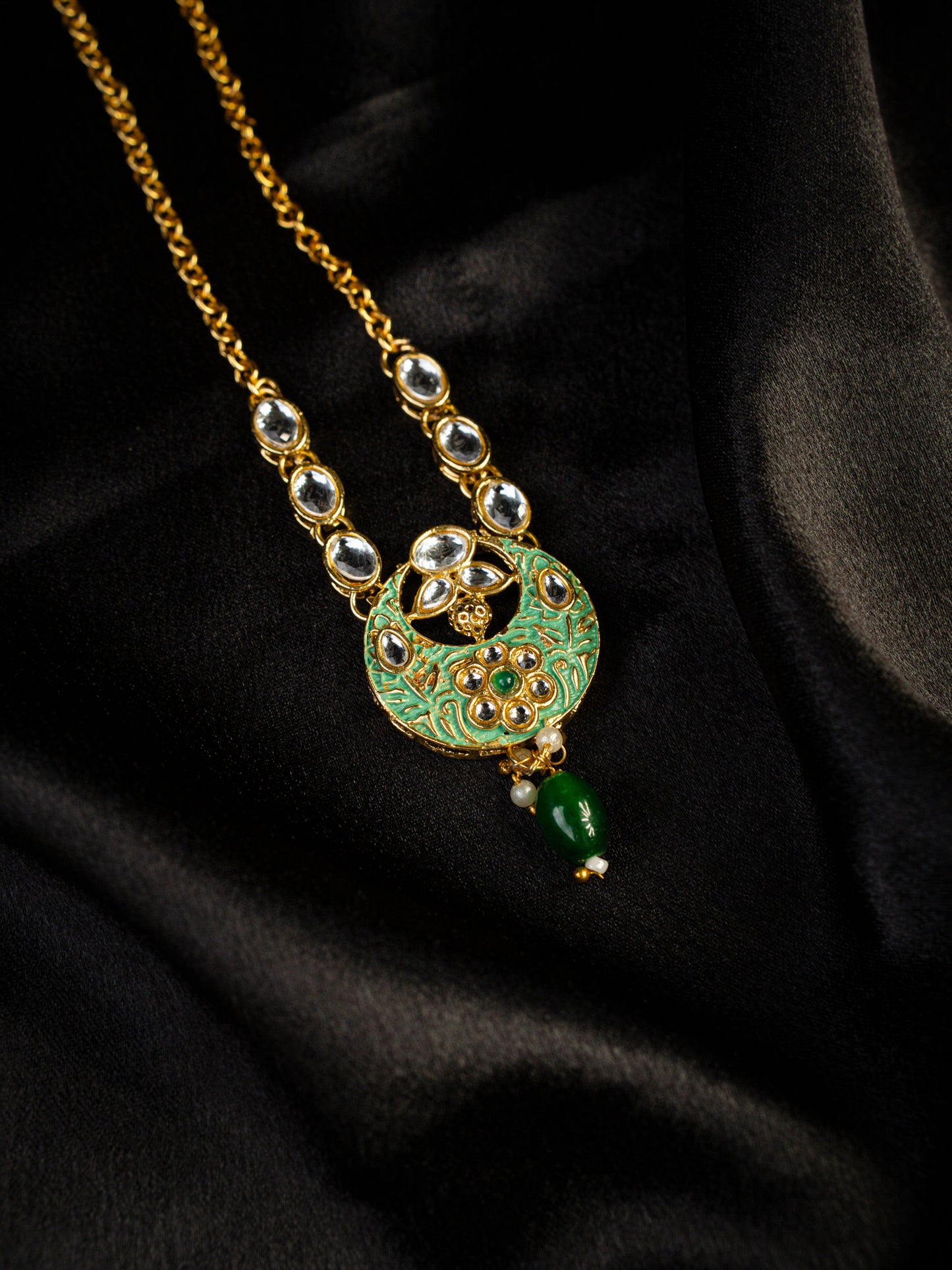 pachhai-kalyani rajwada bridal ensemble