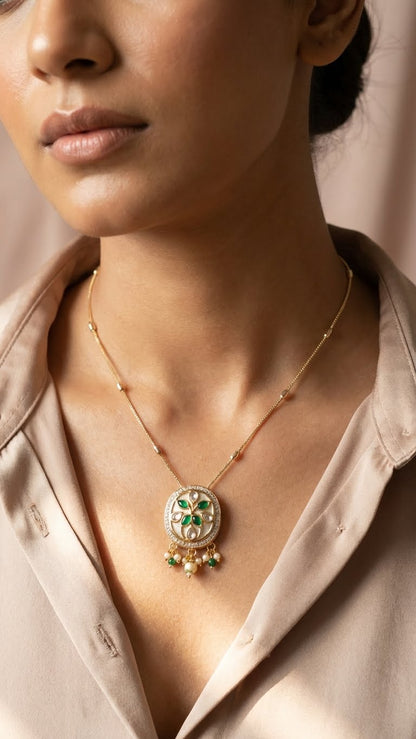 EMERALD FLORAL KUNDAN PENDANT NECKLACE SET