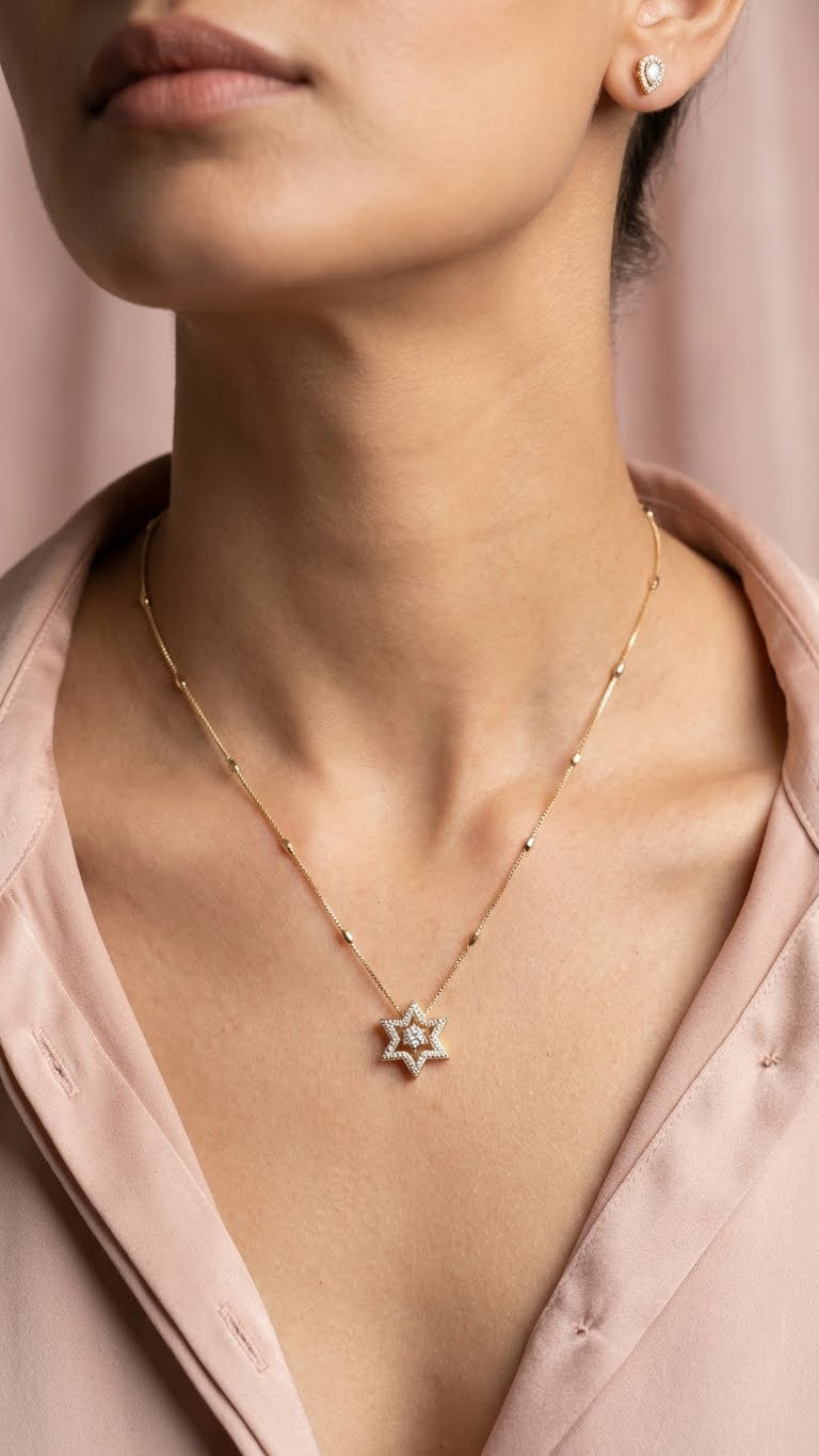 gold star pendant necklace set