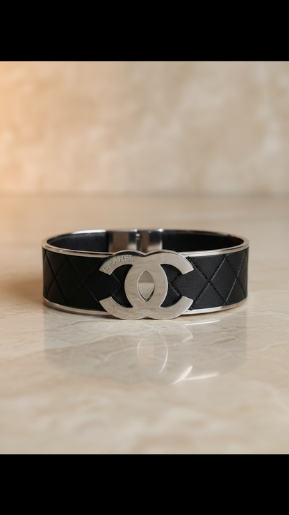 AUREVA NOIRLOCK™ ANTI-TARNISH LEATHER CUFF BRACELET