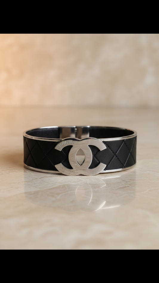 AUREVA NOIRLOCK™ ANTI-TARNISH LEATHER CUFF BRACELET