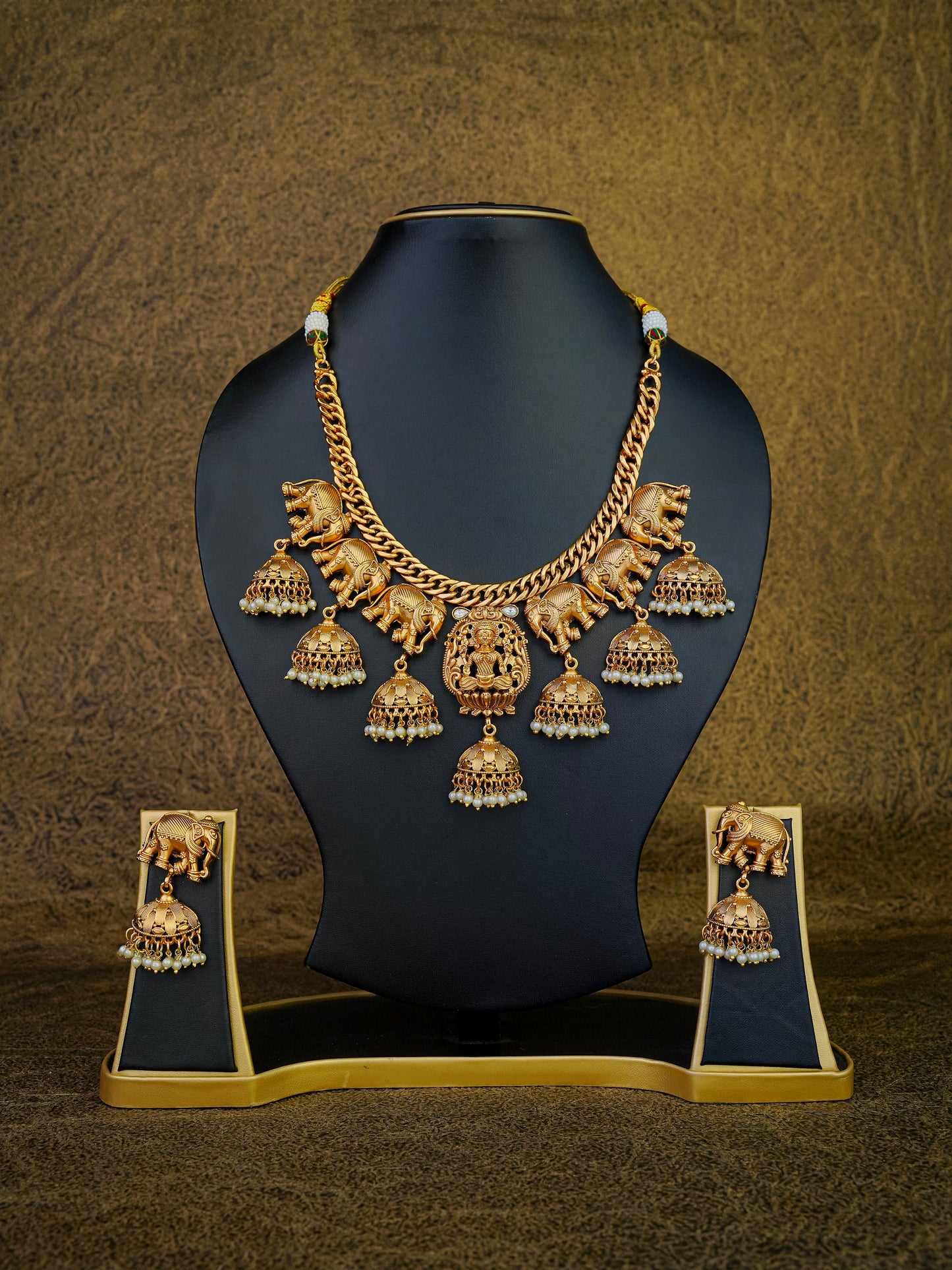 gaja vaibhavam temple necklace set