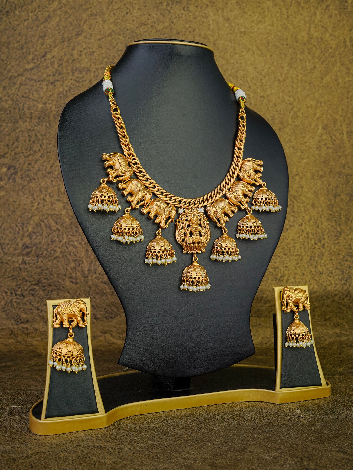 gaja vaibhavam temple necklace set