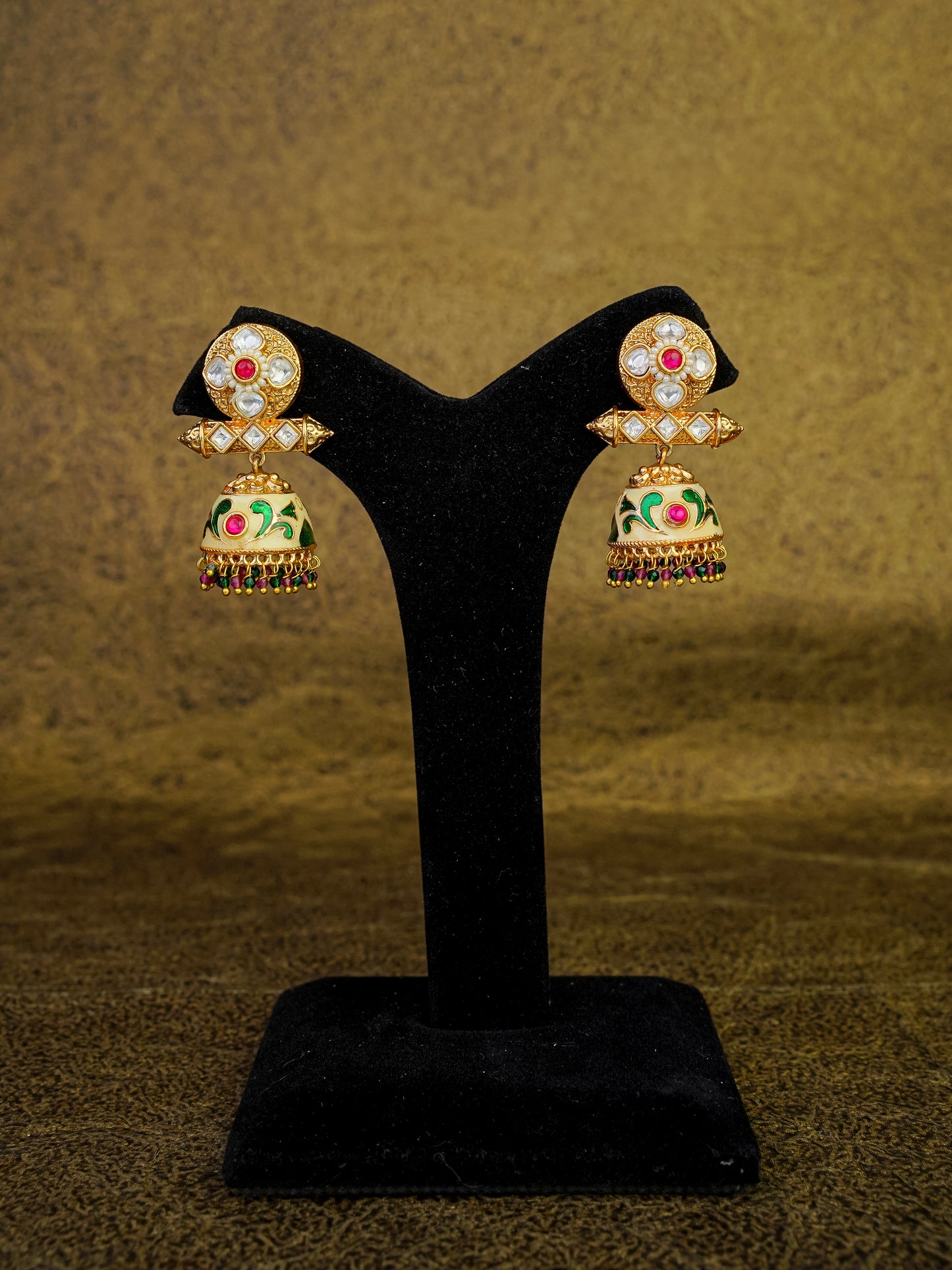 pankaja emerald & pearl heritage necklace set