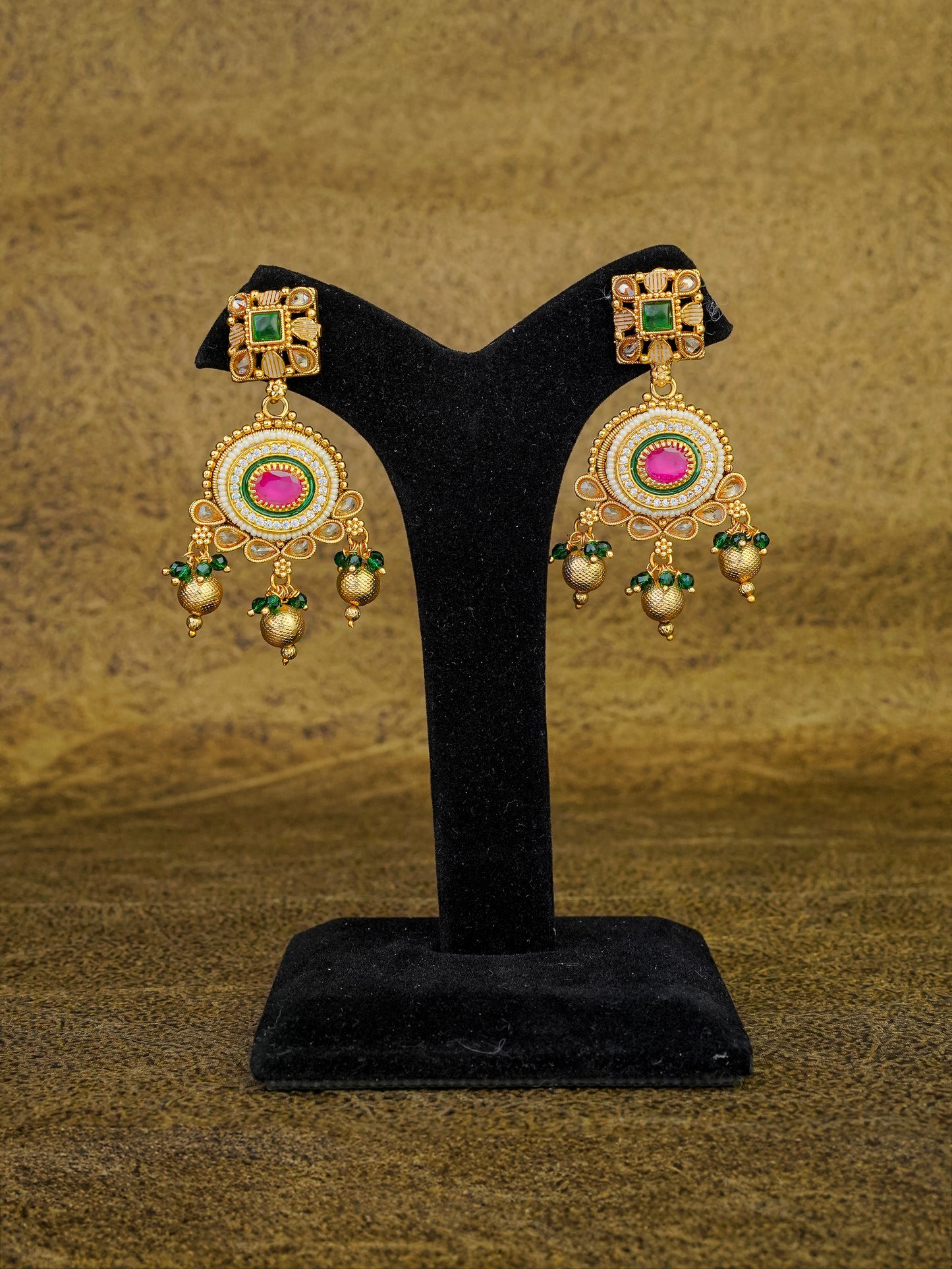 vrinda royal mosaic choker set