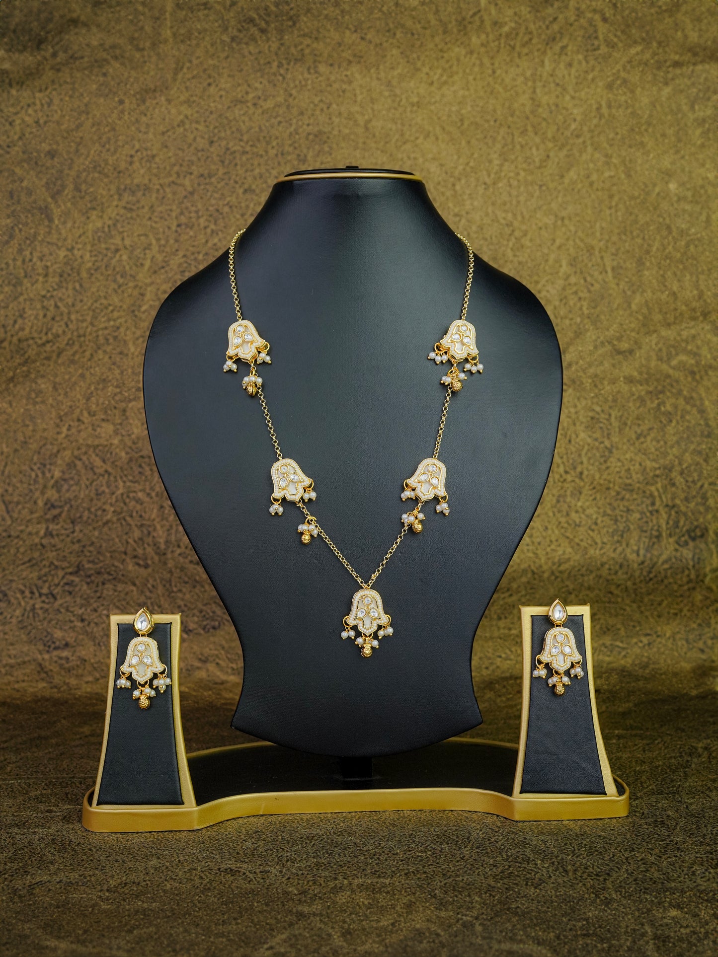 chandni bloom necklace set