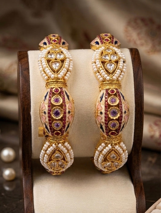 The Rajwada Pearlescent Kada Bangle