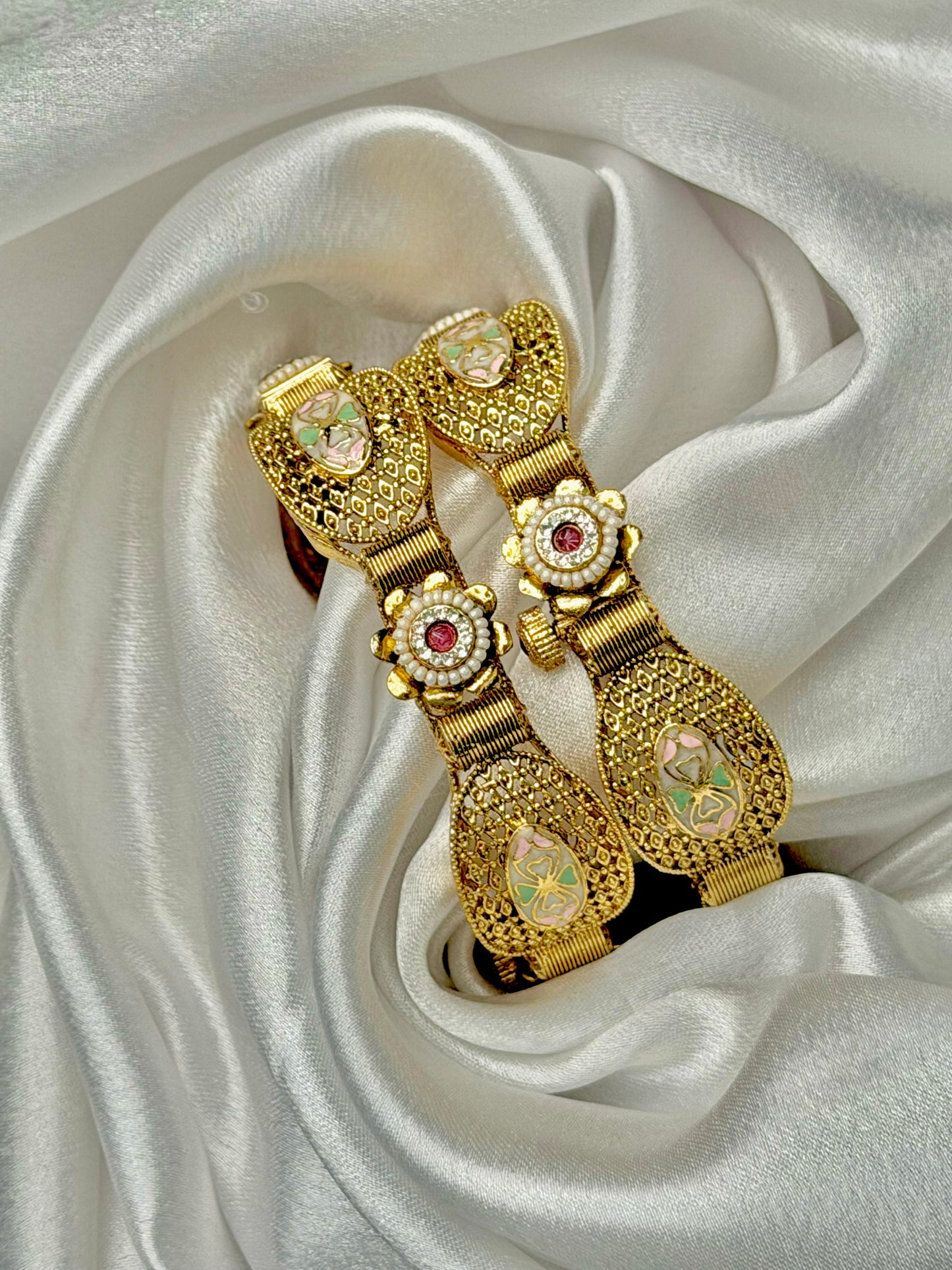gulmeher teardrop kada bangle