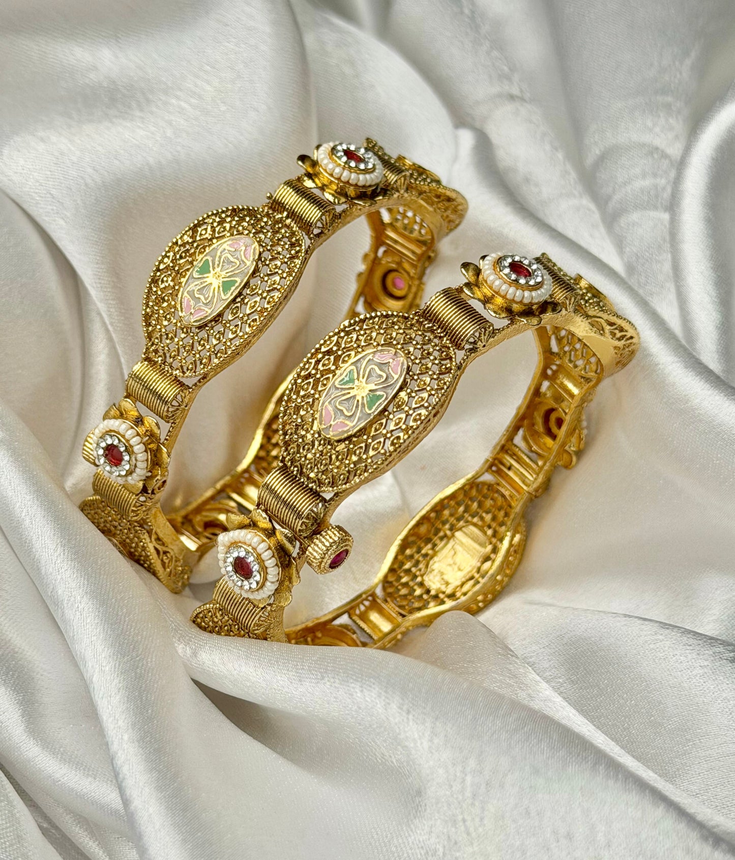 gulmeher teardrop kada bangle