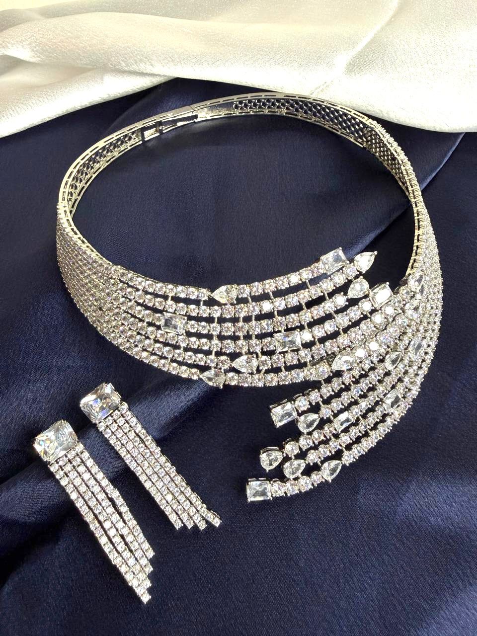 luxe tassel fringe necklace set