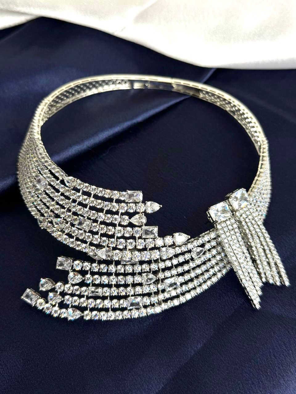 luxe tassel fringe necklace set