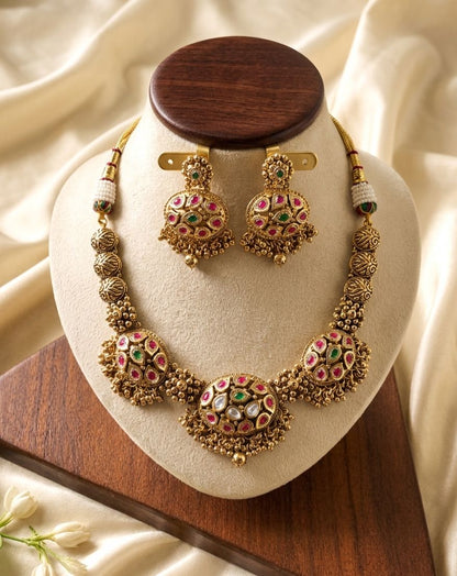 Vaidehi Antique Necklace Set