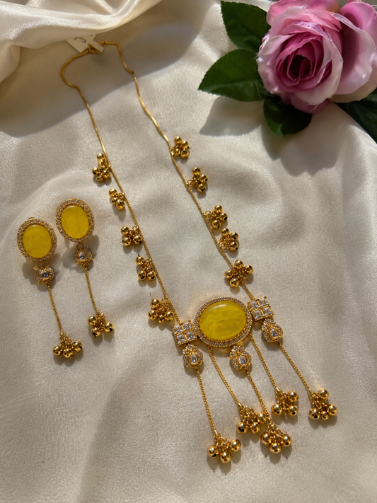 Noor-e-Kashmir Yellow Stone Necklace Set