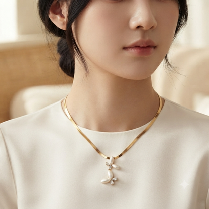 Elegant Pearl Floral Snake Chain Necklace