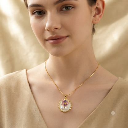 Elegant Floral Pearl Pendant Necklace