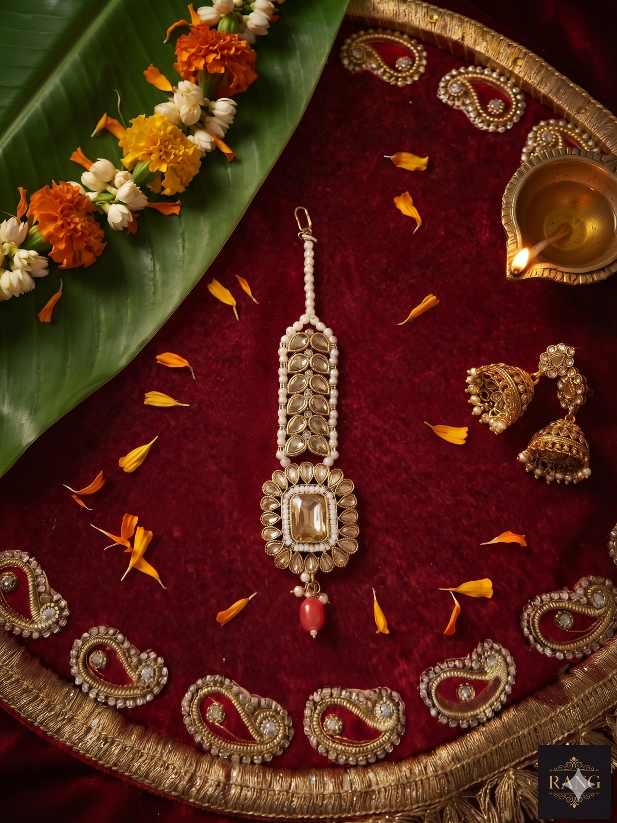 regal heritage kundan maang tikka