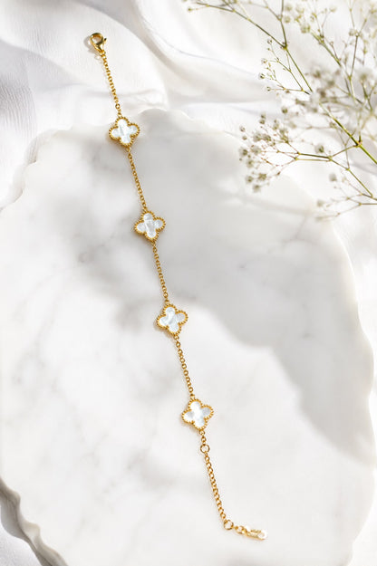 Eternal Clover Elegance Bracelet