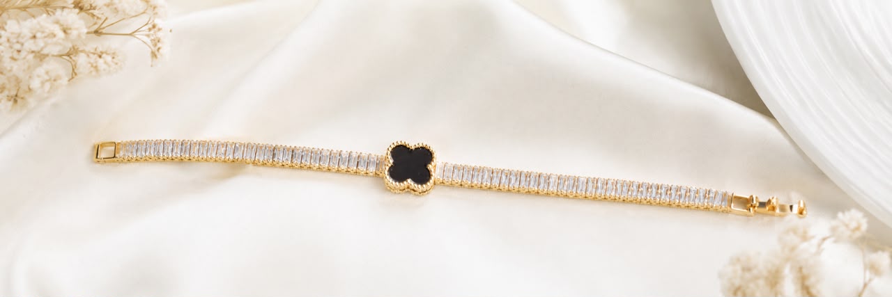 midnight clover luxe tennis bracelet