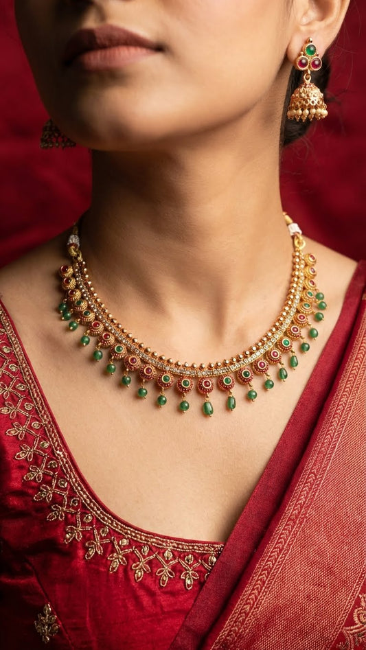 KAMALA FLORAL GOLD NECKLACE SET