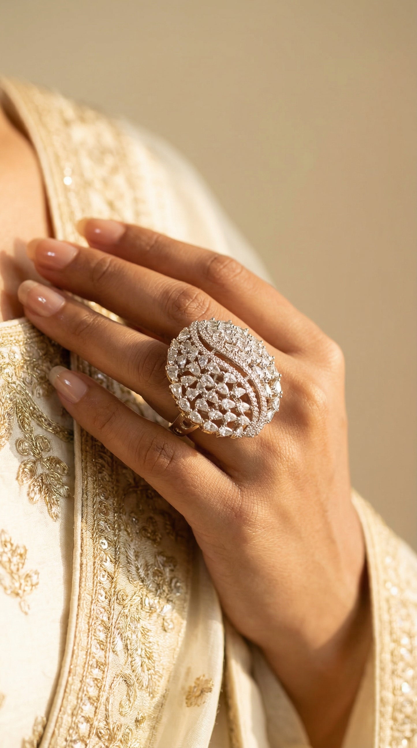 elegant diamond swirl cocktail ring