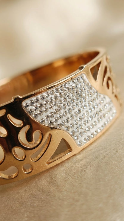 AUREVA NOORZAAR™ ANTI-TARNISH CUFF BRACELET