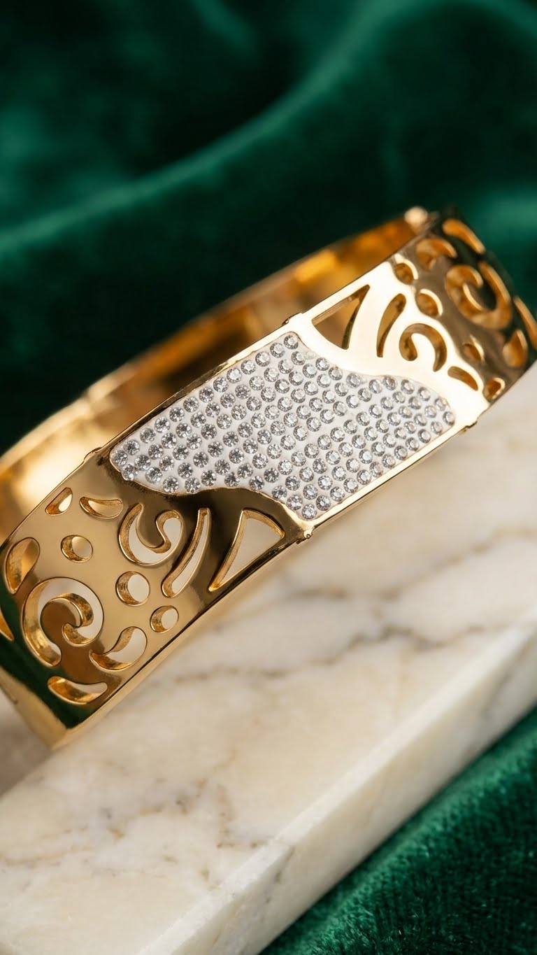 aureva noorflare™ anti-tarnish cuff bracelet