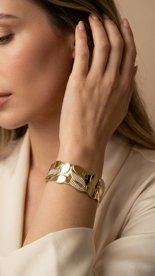AUREVA FLARELUX™ ANTI-TARNISH STATEMENT CUFF BRACELET